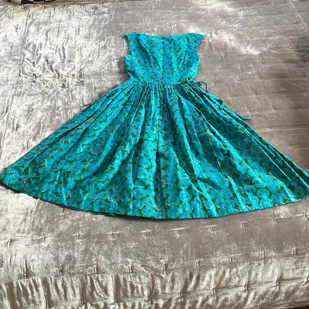 Beautiful 1950’s Mindy Ross dress in mint condition no size tag